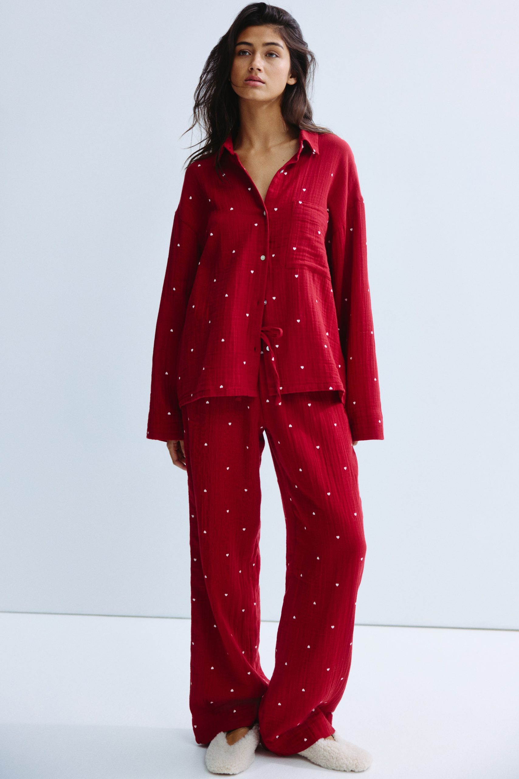 hm-pizamy-068kin.jpg Piżama z bawełnianego muślinu Ciemnoczerwony/Serca ONA | H&M PL - obrazek 1