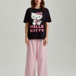 Dwuczęściowa piżama z motywem Hello Kitty
