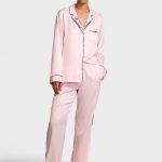 Victoria's Secret Piżama satynowa błyszcząca z szortami Glazed Satin Angel Pink W Collar Embroidery Victoria's Secret PL
