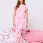 Piżama dwuczęściowa z ozdobnymi falbanami Kolor różowy SINSAY 951DA 30X
